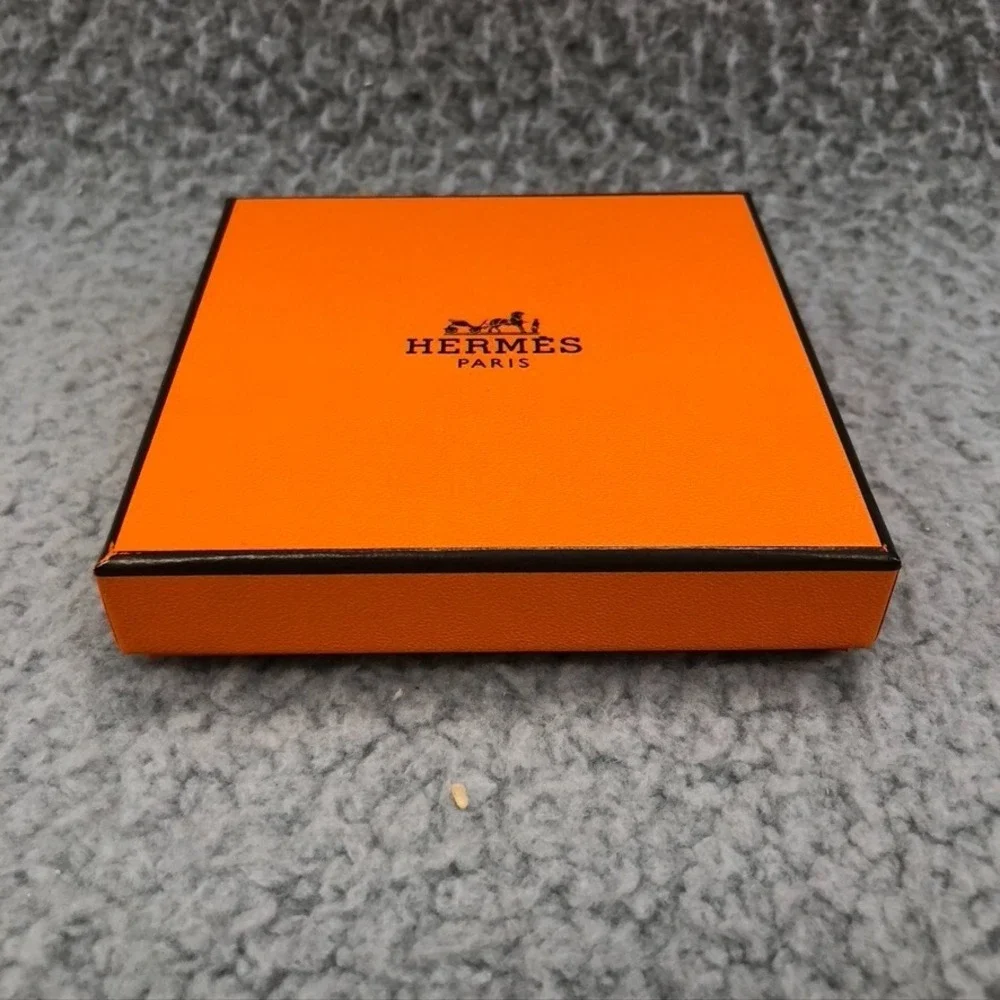Authentic‎ Hermes Orange Gift Box Empty  Square 3.5x3.5x.75 Small Storage